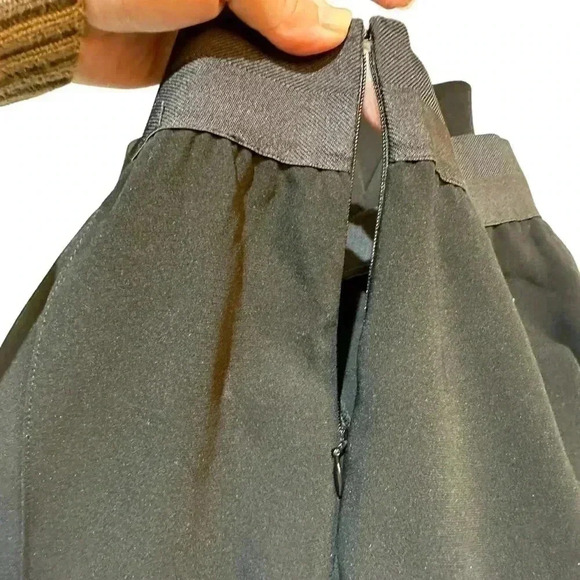 Cinq a Sept Black Brianne Pant Drapey Crepe pant with side slit size 4 - Picture 10 of 11